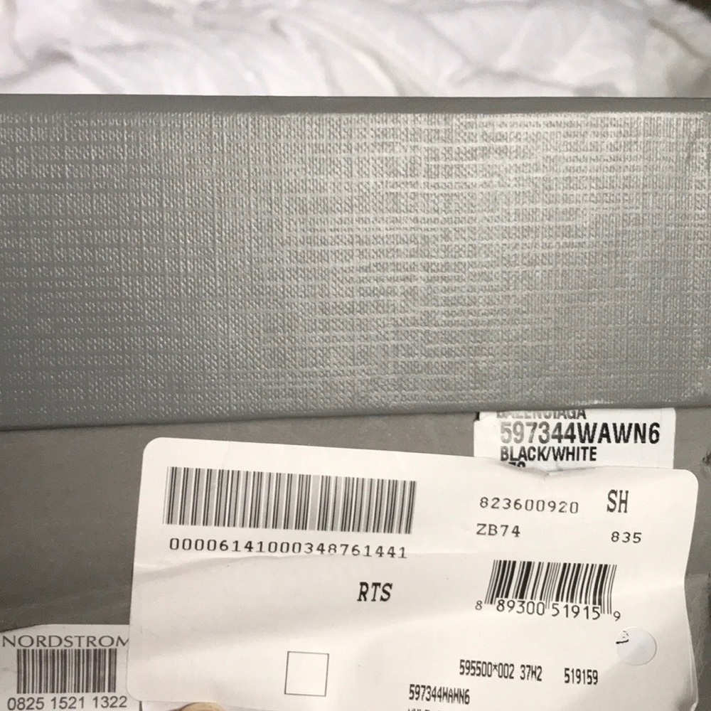Balenciaga Gigham Black & White Noir Mules, new in box - Picture 6 of 10